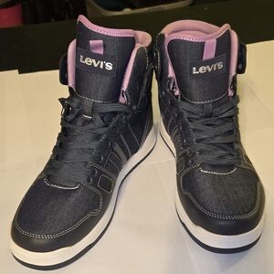 Levi's Women's Black and Pink High-Top Sneakers